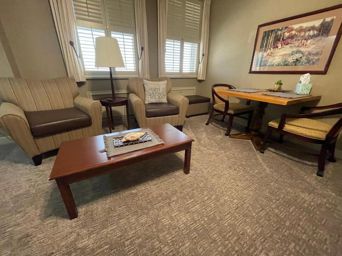 Hotel Phillips Bartlesville Dış mekan fotoğraf