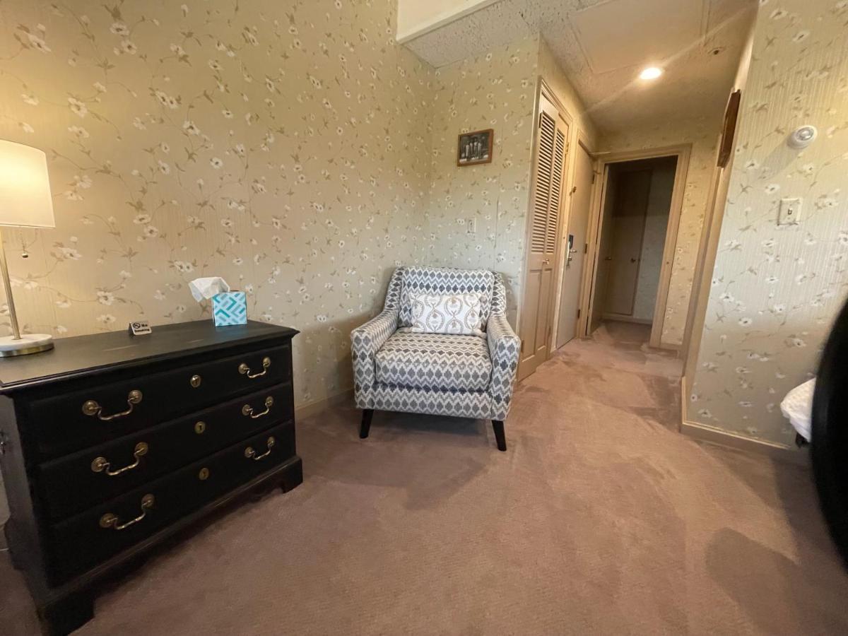 Hotel Phillips Bartlesville Dış mekan fotoğraf
