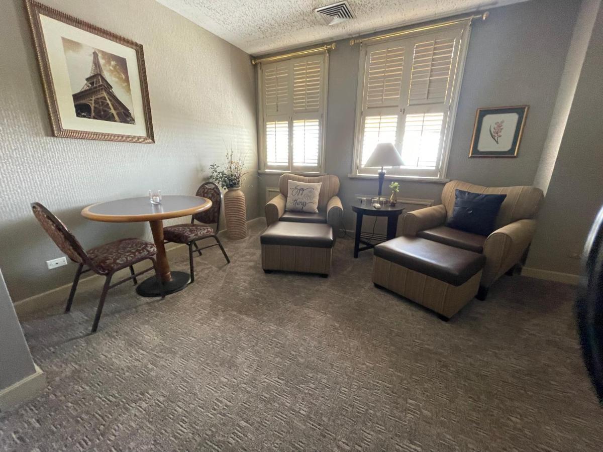Hotel Phillips Bartlesville Dış mekan fotoğraf