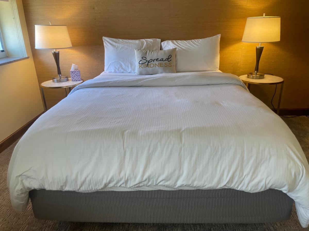 Hotel Phillips Bartlesville Dış mekan fotoğraf